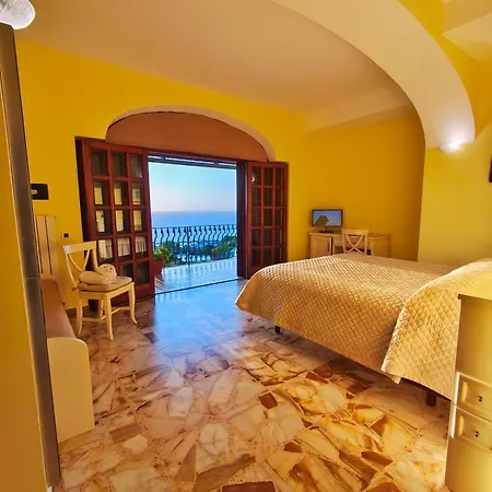 Ape Regina 3* 카사밋쵸라테르메