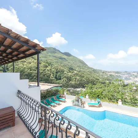 Ape Regina 호텔 3*