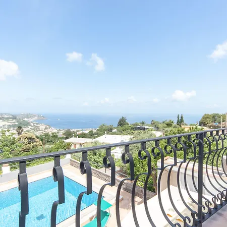 Ape Regina 호텔 3*