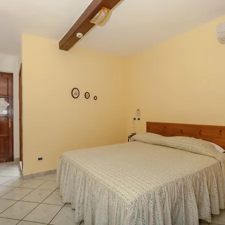 Szálloda Ape Regina 3*