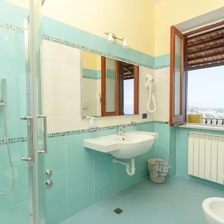 Ape Regina Szálloda