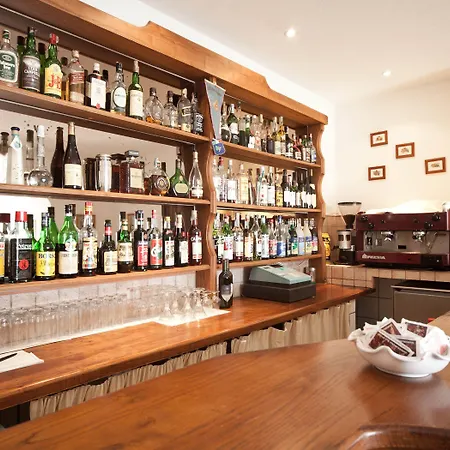 Szálloda Ape Regina 3*