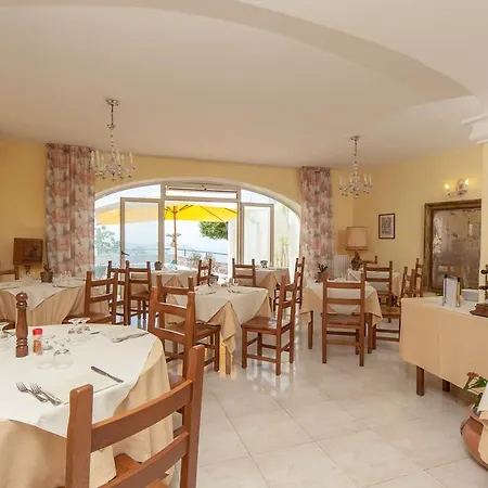 Ape Regina 3* Casamicciola Terme