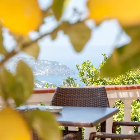 Szálloda Ape Regina