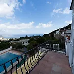 Hotel Ape Regina
